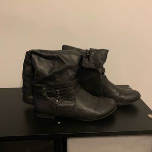 Leathered boots